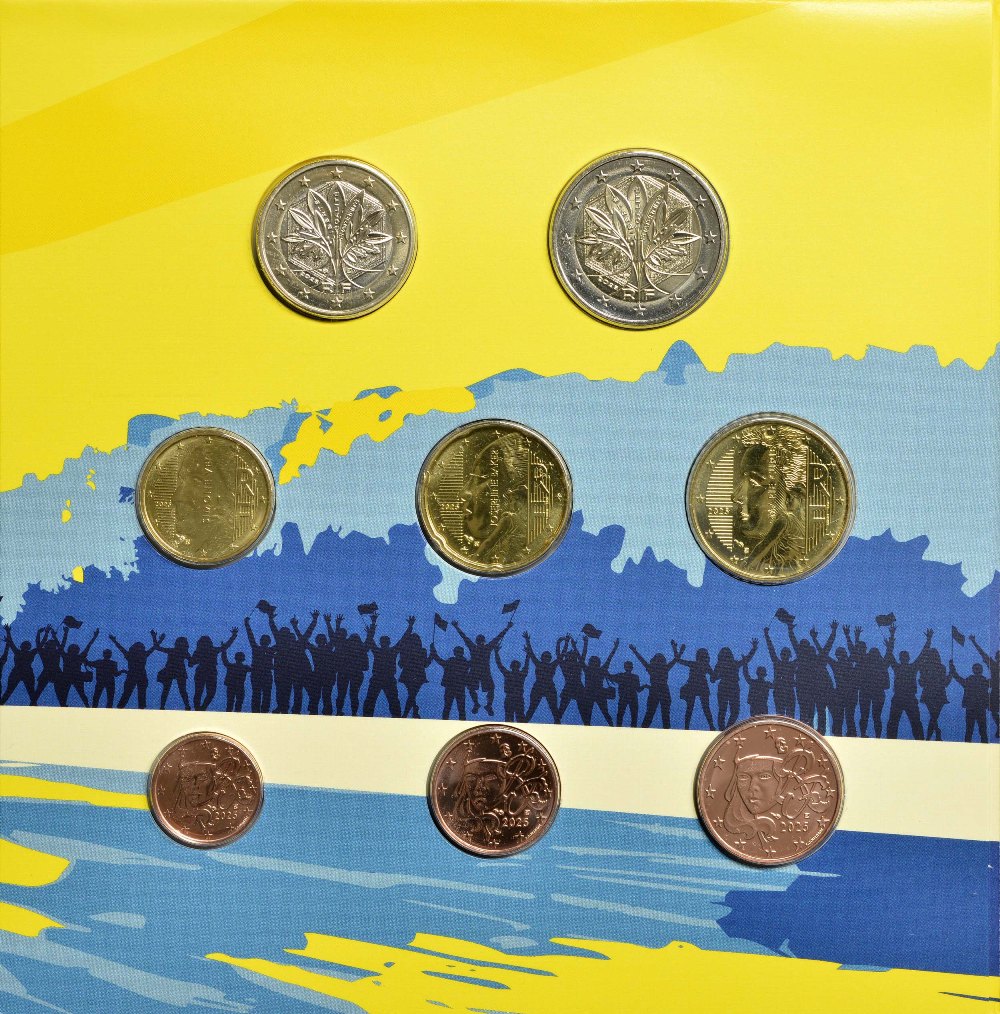 #FRANCIA 🇫🇷 Set Divisionale 8 monete FDC "Tour de France: 50° anniv. arrivo sugli Champs-Elysées"
eurocollezione.altervista.org/_FRANCIA_/_TOU…
- Tiratura 500
- Emissione Luglio
#France #TourdeFrance @MonnaiedeParis <a href="/LeTour/">Tour de France™</a>
