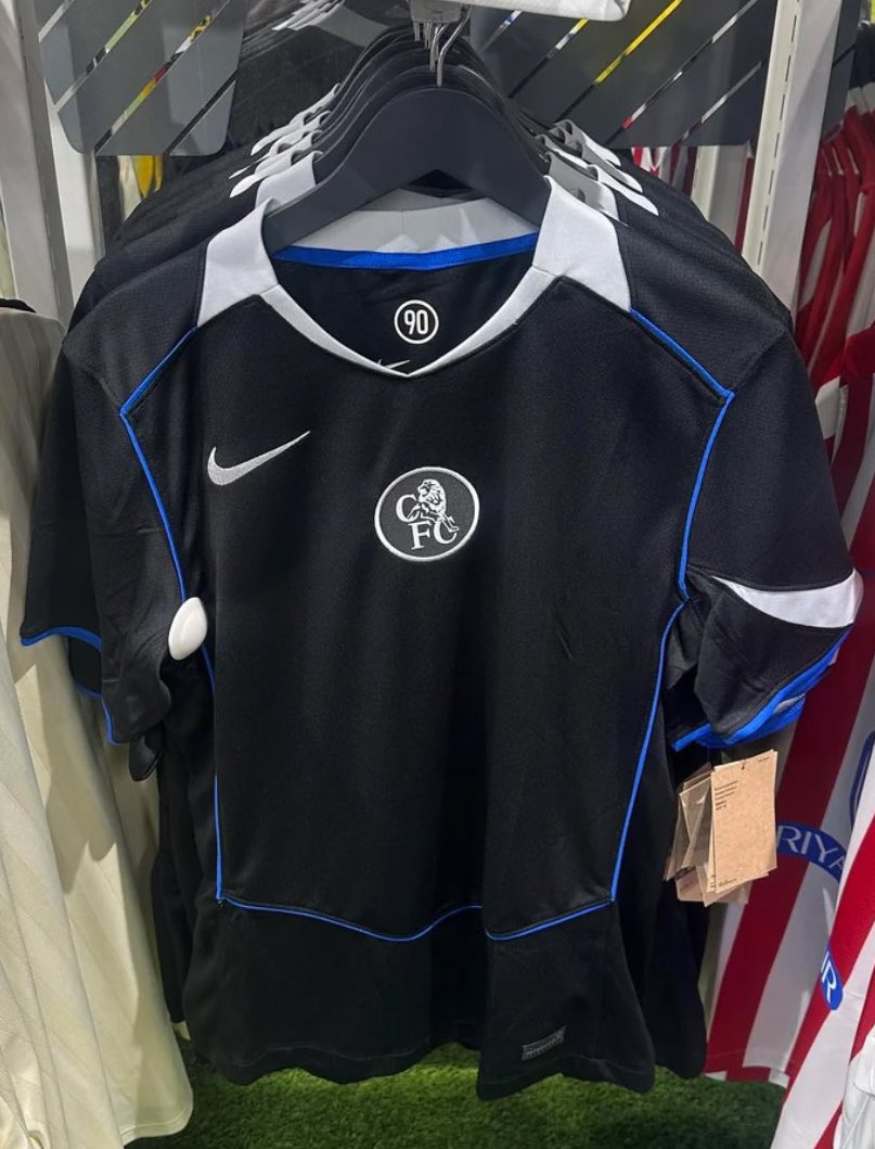 Chelsea’s 2025/26 third kit… ✅