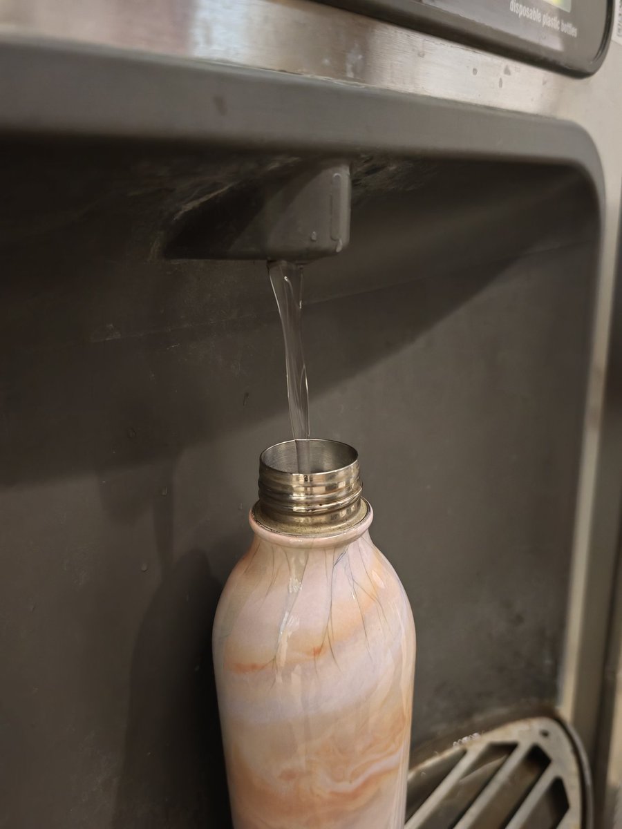 Thomas O'Duffy (@thomasoduffy) on Twitter photo .<a href="/STN_Airport/">London Stansted Airport</a>
You have a miniscule number of water taps to serve the ~80k passengers who pass through the airport each day.
These taps also have a slow flow rate of less than a litre per minute.
Apart from it being obvious, as an airport, you have whole teams who specialise in .<a href="/STN_Airport/">London Stansted Airport</a>
You have a miniscule number of water taps to serve the ~80k passengers who pass through the airport each day.
These taps also have a slow flow rate of less than a litre per minute.
Apart from it being obvious, as an airport, you have whole teams who specialise in