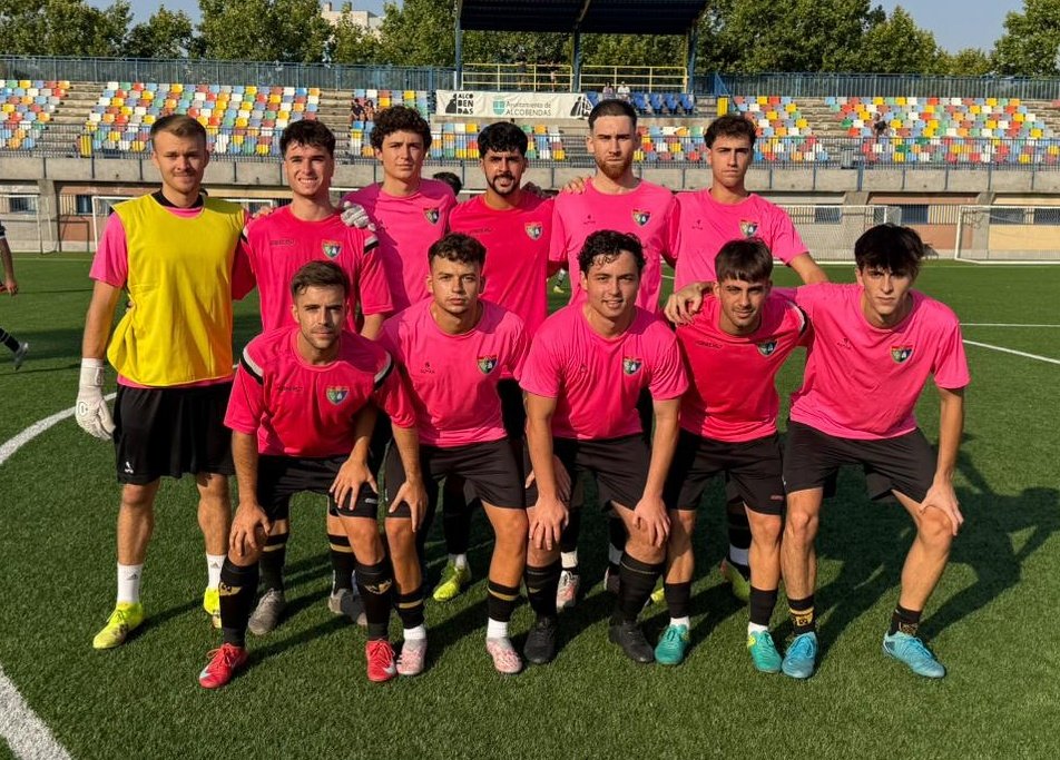 edmoratalaz's tweet photo. ¡Primer once de pretemporada del Primer Equipo!

#VamosMorata 🖤 https://t.co/DnObw5AFav