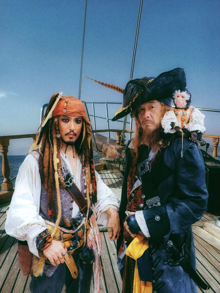 コミケに、ジャック・スパロウと、バルボッサいたから、写真撮らせて