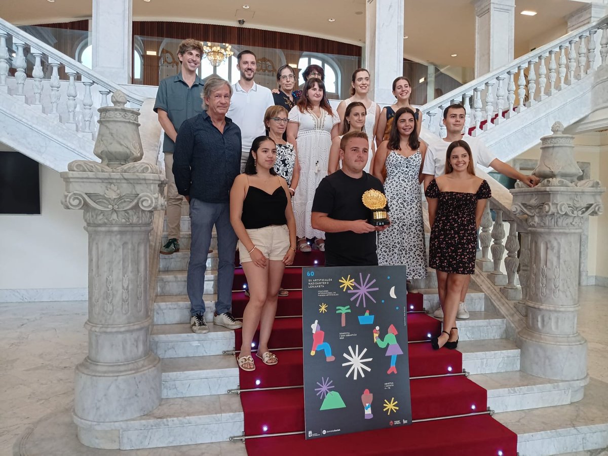 Por tercer año consecutivo, la Concha de Oro para Pirotecnia Valenciana ¡Felicidades <a href="/pirovalenciana/">PirotecniaValenciana</a> !
Concha de Plata: Pirotecnia Peñarroja <a href="/PiroPenarroja/">Pirotecnia Peñarroja</a>
Concha de Bronce: Ip Innovative Pyrotechnik
<a href="/superamara/">super amara</a> Premio Joven: Peñarroja
<a href="/donostiakultura/">Donostia Kultura</a> <a href="/Ayto_SS/">Ayto San Sebastián</a> <a href="/diariovasco/">El Diario Vasco</a>