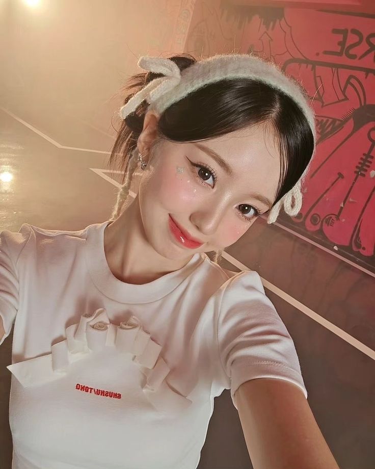 Yeseoyes9's tweet photo. YESEO SAYS BOYCOTT 143 #BLUE_Streaming https://t.co/SqoSZ4zqSg