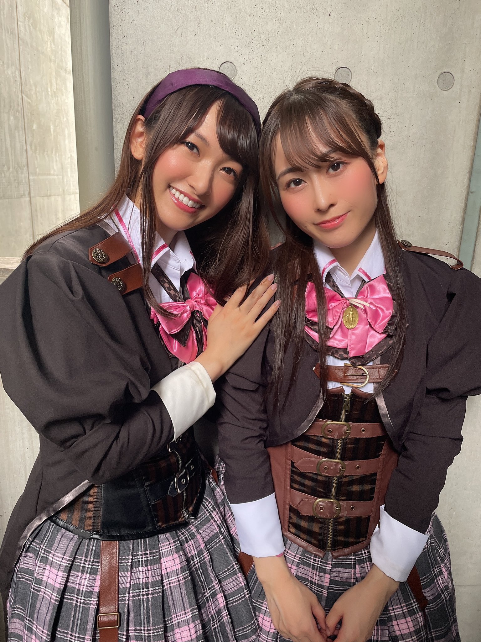 舞台アサルトリリィ ルドビコ 福山・ジャンヌ・幸恵 中村裕香里 直筆サイン色紙 中村裕香里 on X: 