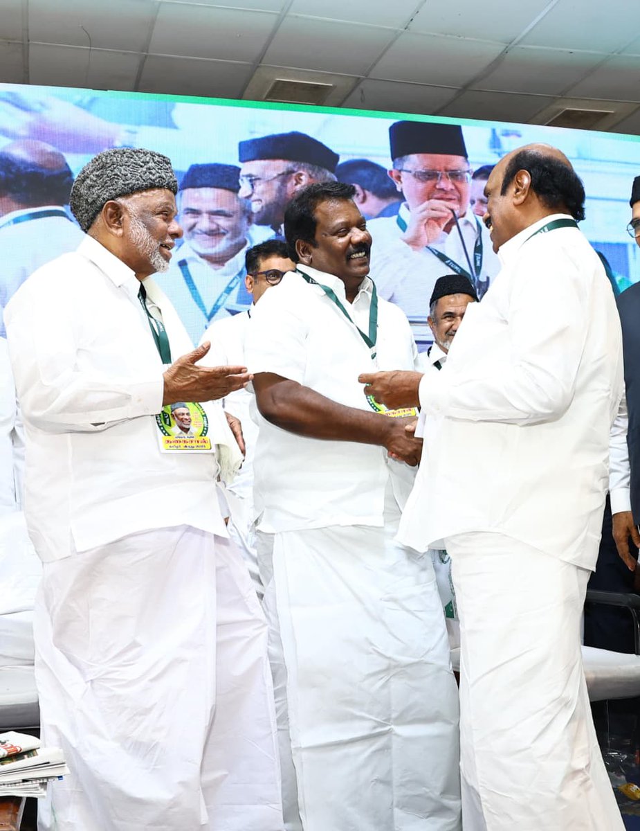 SPK_TNCC's tweet image. நேற்று (15.08.2025) சென்னை, எழும்பூர், பைஜ் மஹாலில் தமிழ்நாடு அரசின் &apos;தகைசால் தமிழர்&apos; விருது பெறும் இந்திய யூனியன் முஸ்லிம் லீக் தலைவர் பேராசிரியர் கே.எம்.காதர்மொகிதீன் அவர்களுக்கு பாராட்டு விழாவில் இந்திய கூட்டணி கட்சிகளின் தலைவர்கள் மற்றும் அமைச்சர் பெருமக்கள் ஆகியோருடன் கலந்து…