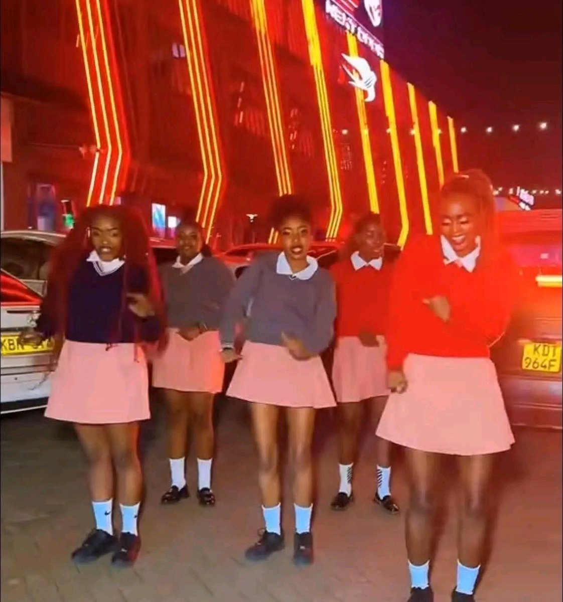 I’ve came across an unsettling photo where waiters in nightclubs are being dressed in school uniforms. 

Let’s be clear: this is not creativity, it is a dangerous normalization of child sexualization.

There was a time I came across those boards in club written “Labda Nikuue kwa