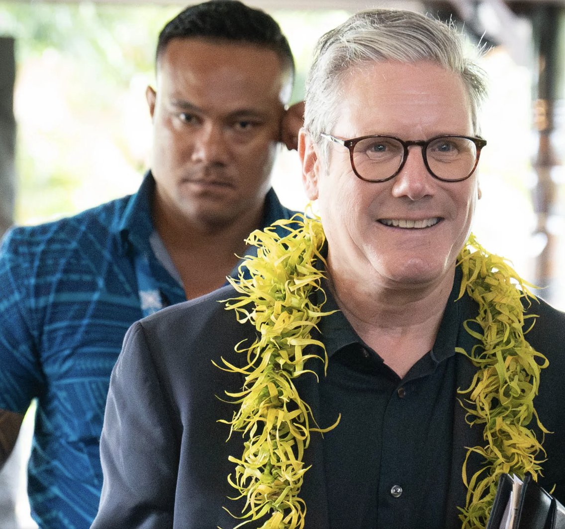 MartinDaubney's tweet image. NEVER HERE KEIR: THE PLANE CRAZY PM
✈️29 foreign trips since elected
✈️100,000+ air miles
✈️Most air miles of any PM this century
 ✈️1/6 days spent overseas
🇺🇦🇵🇸Obsessions with Ukraine &amp;amp; Palestine
📉Steepest plunge in approval ratings for any PM in modern history
🔥Britain on the…