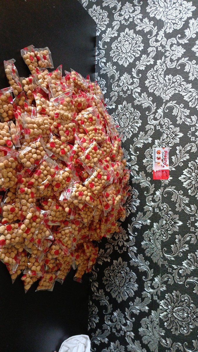 Preshy087's tweet photo. Guys Patronize my pin tweet....We don’t just sell chops, we give you premium value for every bite! 💯
✨ Small chops | Crunchy &amp; creamy peanuts | Chinchin | Chips | Snacks
🎂 Wedding • Birthday • Anniversary Cakes (retail &amp; wholesale). Team 1 Liverpool Semenyo https://t.co/ZT0tSZVphg