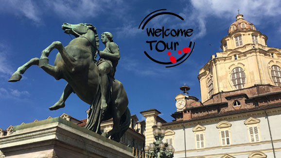 CamComTorino's tweet photo. ⚡Turista ad agosto a #Torino? 
🔍Scopri il  Welcome tour® "La tua prima volta a Torino"
➡️ La visita guidata é gratuita e si svolge ogni sabato in compagnia di guide torinesi  alla scoperta del centro storico
@turismotorino
👉 https://t.co/8JcUnvohYc https://t.co/HBoLSyhds9