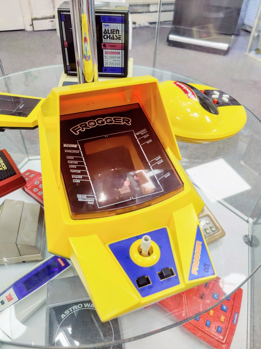 MuseumComputing's tweet image. Chill out ❄️ in the world of retro computing 🖥️ and gaming 🕹️ with our extensive collection of computers and games consoles, all ready for you to try in our air-conditioned gallery!
Saturday - 9:30am to 5pm
Adult £5 Child £3 Family £12
#Swindon #retro #computer #gaming #museum