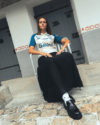 KappaFrance's tweet photo. 🏛 Inspiré par le cœur de Guingamp.

@kappafrance et l’@EAGuingamp dévoilent le maillot third 25/26 :

◽ Base claire
🏠 Motif colombages de la Place du Centre
💙🤍 Détails bleu &amp; blanc, couleurs historiques de la ville

#Kappa #KappaSport #EnAvantGuignamp #EAG #TeamEAG https://t.co/TXOGe1XiQl
