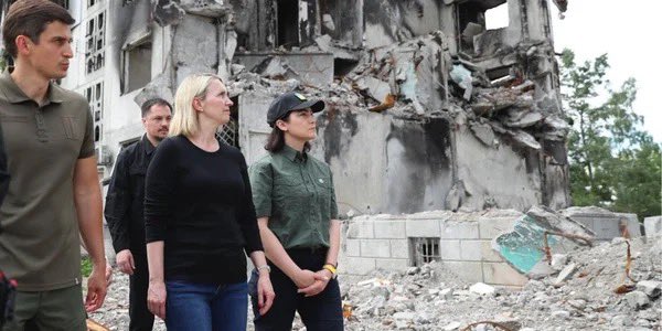 Lacking any strategy on how to deal with Russia, the United States made a concession to Moscow with the Alaska summit without gaining anything in return, former U.S. Ambassador to Ukraine Bridget Brink said on Aug. 15.

english.nv.ua/nation/ambassa…