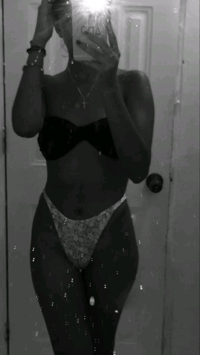 Nimvuga NGO satani yinjiriye mubakobwa bikigihe, NGO ndakosheje ! 😂😂
🏃🏃🏃🏃