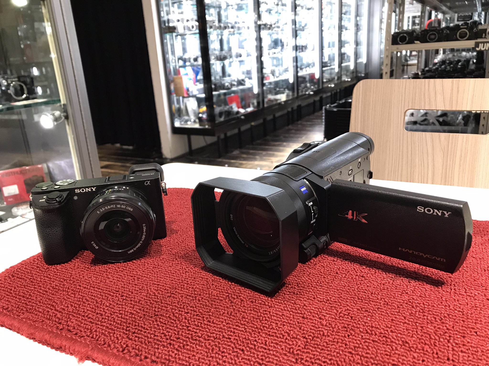 ビデオカメラ Earth ワットマンカメラ マルイシティ横浜カメラ買取センター on X