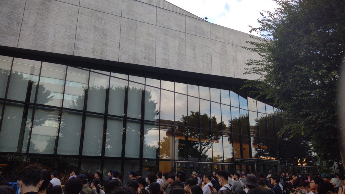 午前の部は満足だった…午後の部はプレチケ席で聴くぜぇ！！