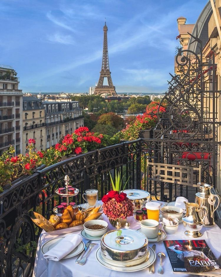 breakfast in Paris ✨