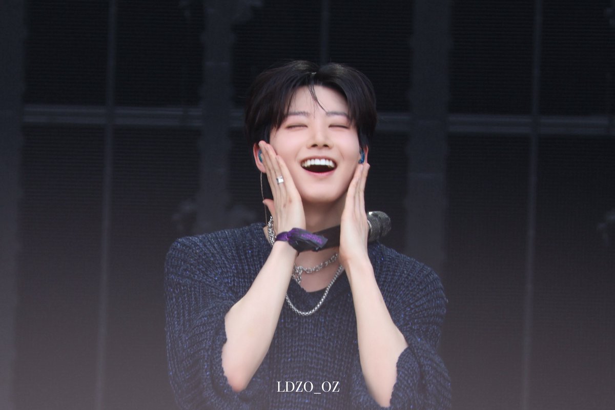 ldzo_0z's tweet photo. 250816 SUMMERSONIC

表情豊可愛♡  ̖́-

 #김준규 #JUNKYU #ジュンギュ #준규 
#트레저 #TREASURE #トレジャー https://t.co/bDBE8fsnWX