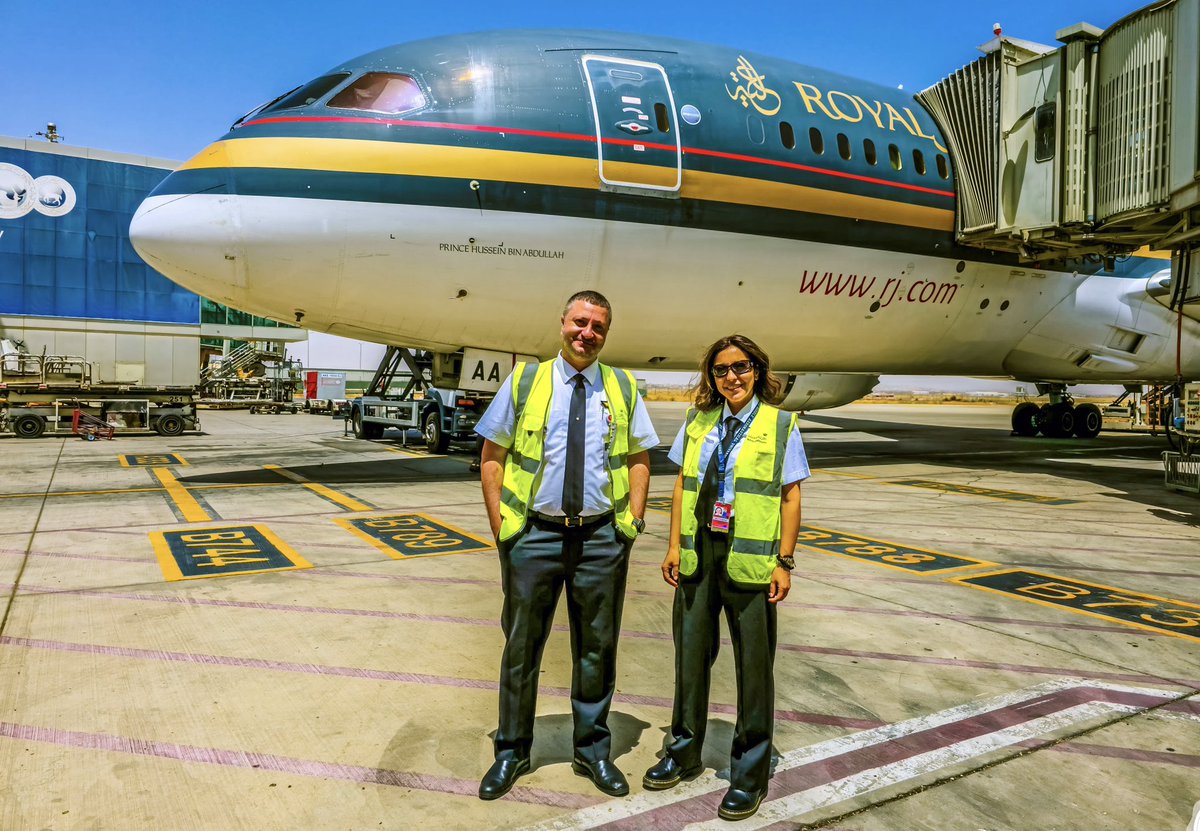 Just Planes (@justplanes) on Twitter photo 🆕 Jordanian 🇯🇴 787-8👇
🎥 youtu.be/wCVvAgEjoY0 👈
✈️ Heathrow🇬🇧 departure in cockpit of Boeing 787.
#pilot #aviation #avgeek #heathrow #boeing787 <a href="/RoyalJordanian/">Royal Jordanian</a> <a href="/HeathrowAirport/">Heathrow Airport</a> 🆕 Jordanian 🇯🇴 787-8👇
🎥 youtu.be/wCVvAgEjoY0 👈
✈️ Heathrow🇬🇧 departure in cockpit of Boeing 787.
#pilot #aviation #avgeek #heathrow #boeing787 <a href="/RoyalJordanian/">Royal Jordanian</a> <a href="/HeathrowAirport/">Heathrow Airport</a>