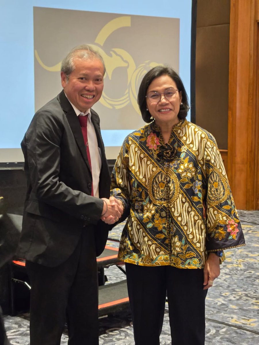 Thank her for delivering an inspiring, encouraging, and excellent speech at the 60th Anniversary Gala Dinner of the ANU Indonesia Project in Jakarta, as well as for her long-standing and generous support for the Project.