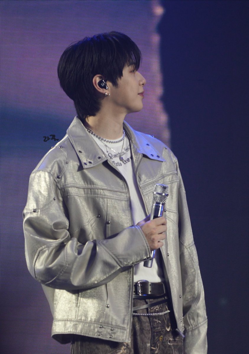 nglineart's tweet image. kangdaniel's side profile 🔛🔝