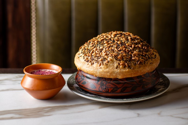 Nieves Barragán Mohacho’s London: Where Does the Sabor Chef Eat?

With MICHELIN-Starred Sabor still delighting diners, and her new East London restaurant soon to open, we asked Nieves Barragán Mohacho for her London recommendations

guide.michelin.com/gb/en/article/…