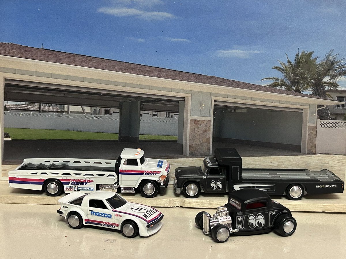 porschegmbh's tweet photo. #ホットウィール  #teamtruck     #MOONDISC #billets  #RACINGBEAT 
削り出して履かせてみた👍Cooooool😎✨ https://t.co/hbLun13q7e