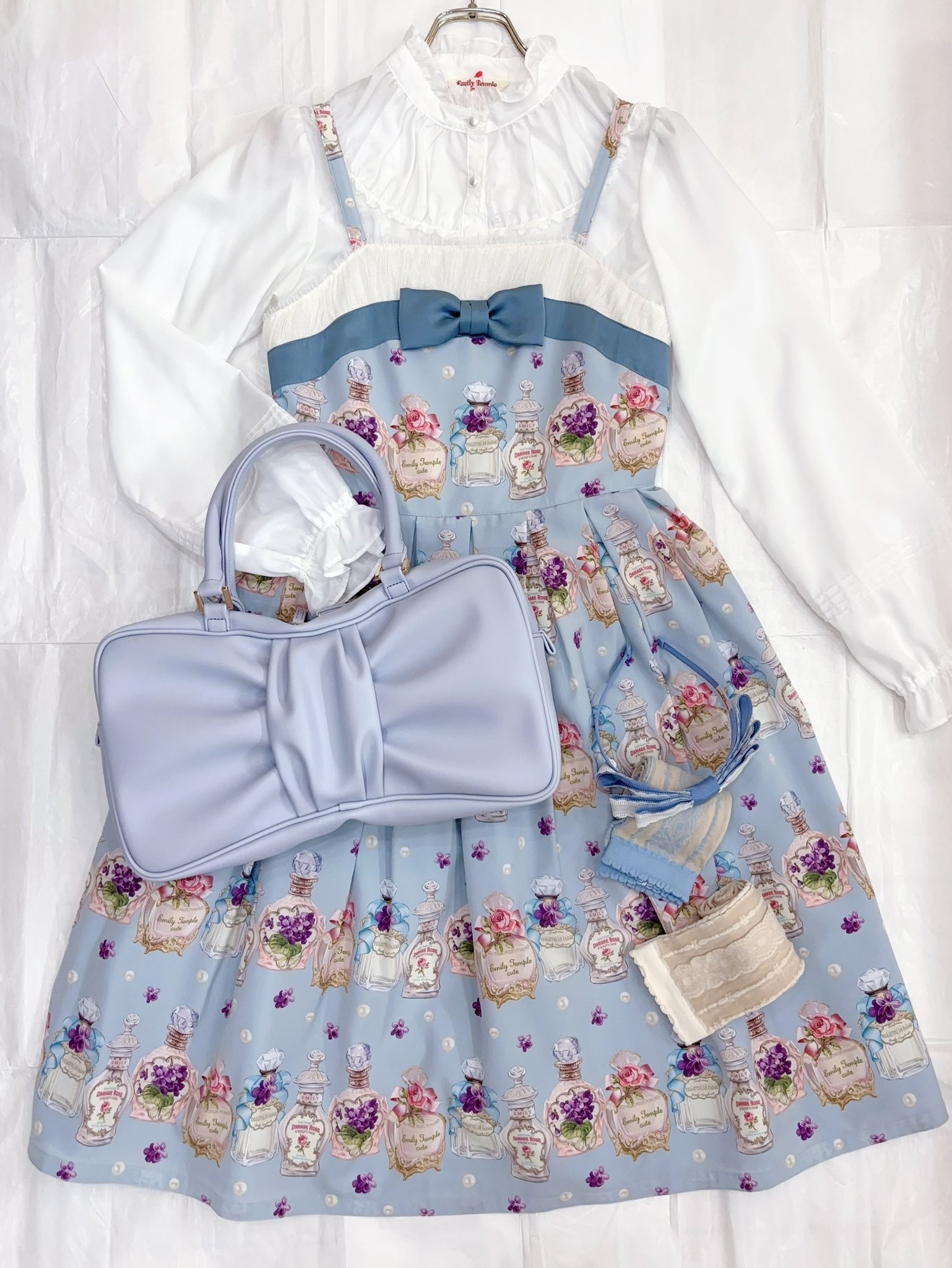ドレスアップブリューム付きーシャEmilyTemple Cuteメタモルフォーゼ Emily Temple cute：March reservation item – fraisier on-line