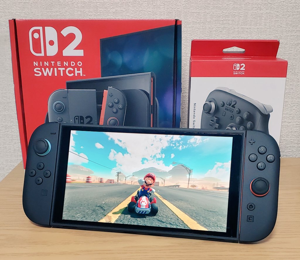 ToTo_UNP's tweet photo. 5回目抽選に落ちてから ちょこちょこゲームショップを周回していたんだけど、
やっとSwitch2買えました！やっふ～！ https://t.co/9szPxSLyA7