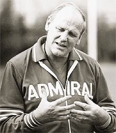 Profile: Ron Greenwood
A look back at one of the most influencial people in West Ham’s history 
ironsallin.wordpress.com/2025/04/17/pro… 
#WestHam #WHUFC #RonGreenwood
