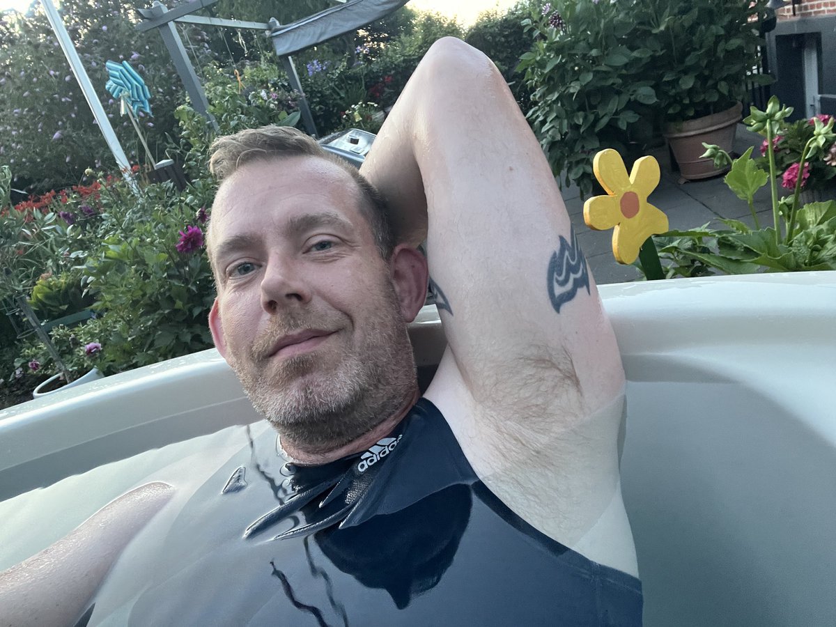 WetandmessyDK 🇩🇰 tweet media