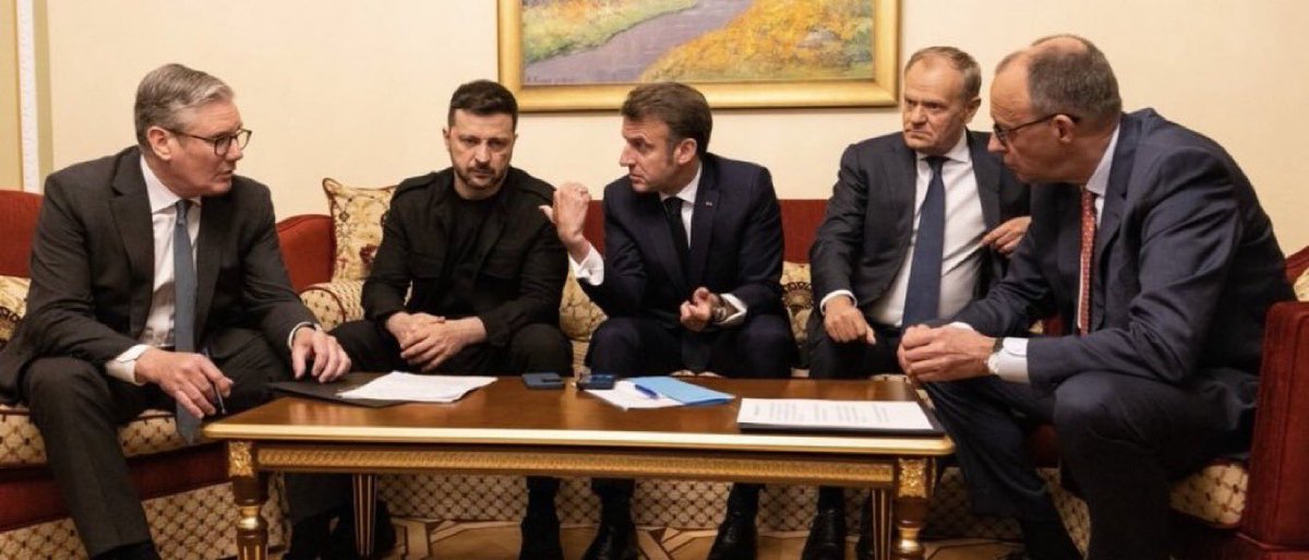 Crypto Rover (@rovercrc) on Twitter photo 💥BREAKING:
🇺🇸 TRUMP TOLD ZELENSKY & NATO PUTIN REJECTS CEASEFIRE, WANTS FULL PEACE DEAL – AXIOS. 
IF THIS PLAYS OUT, EXTREMELY BULLISH FOR MARKETS! 💥BREAKING:
🇺🇸 TRUMP TOLD ZELENSKY & NATO PUTIN REJECTS CEASEFIRE, WANTS FULL PEACE DEAL – AXIOS. 
IF THIS PLAYS OUT, EXTREMELY BULLISH FOR MARKETS!