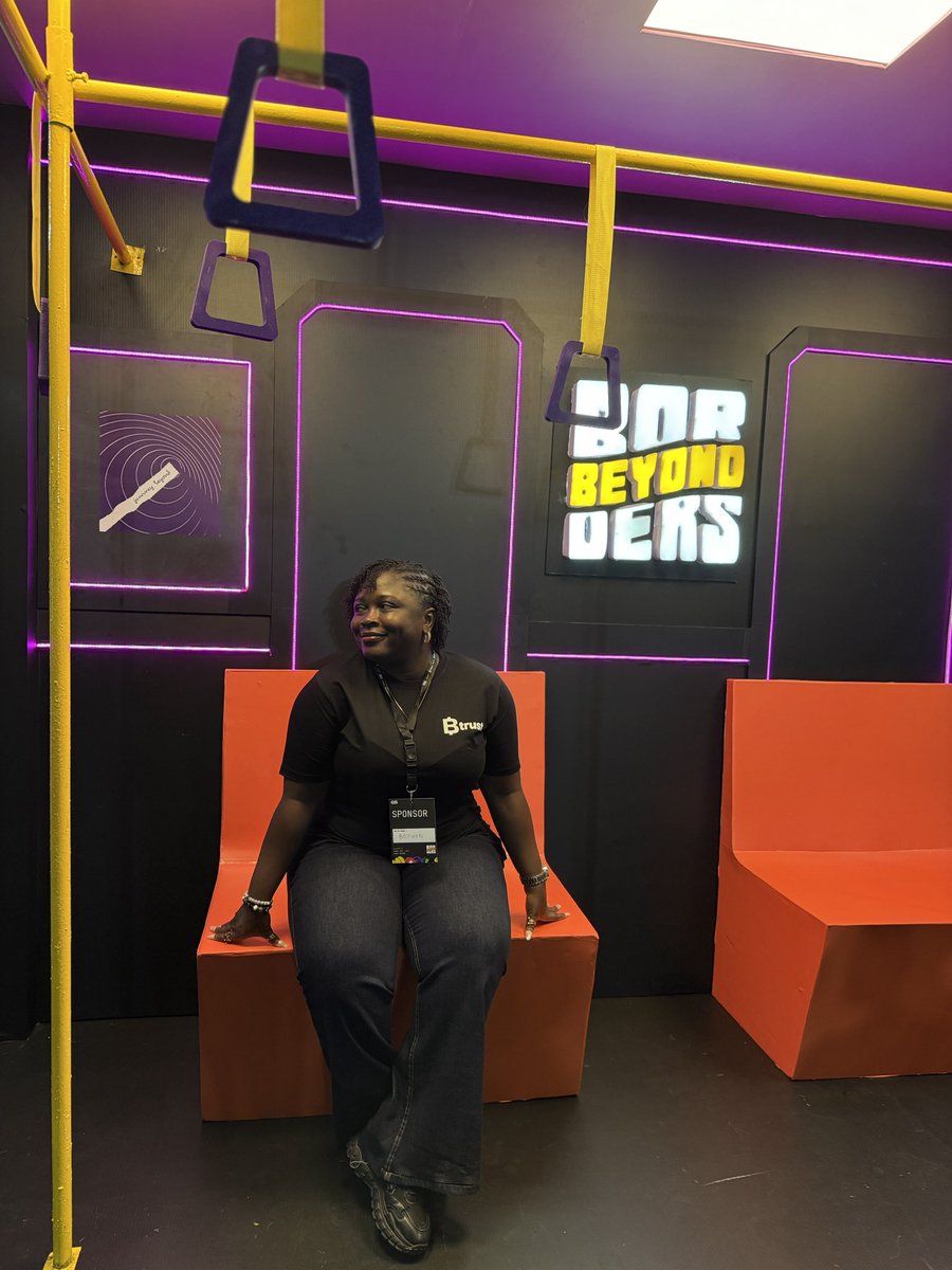 deelivia5's tweet photo. Holla! I am at the @oscaafrica festival 2025 #oscafest25 #beyondborders https://t.co/m5r7rXzm3d