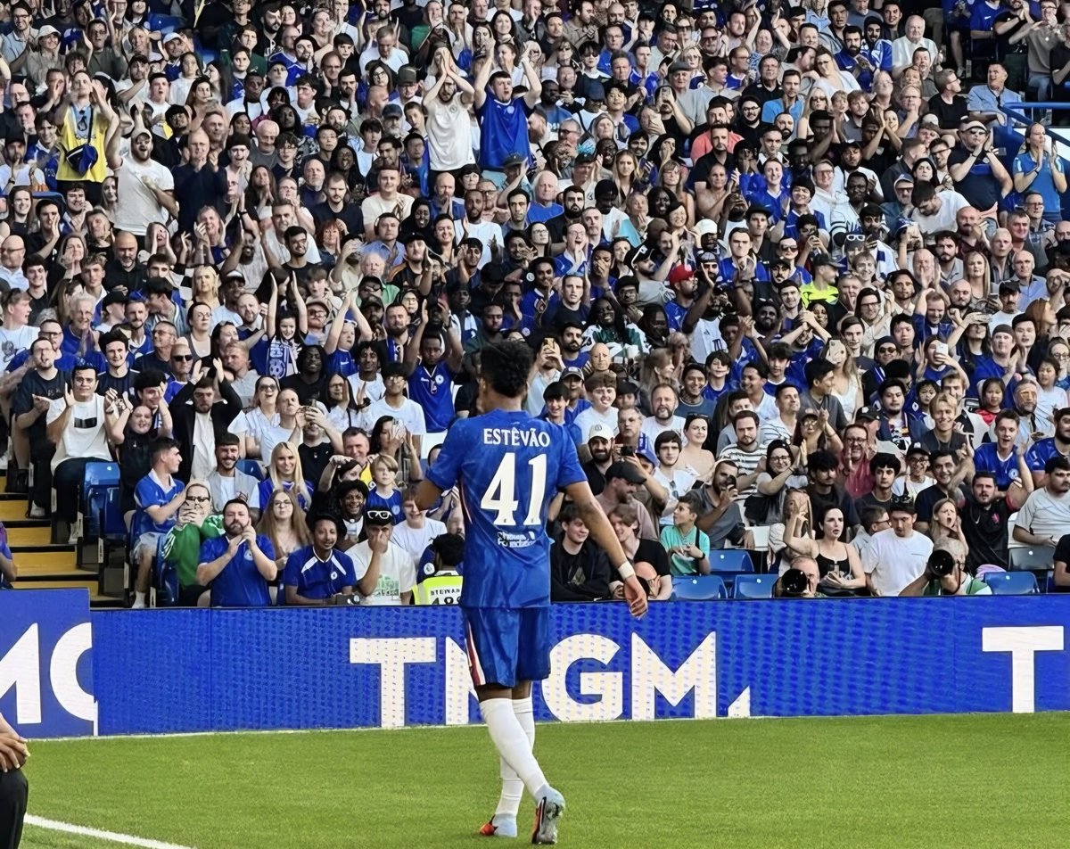 Chelsea Dodgers (@thebluedodger) on Twitter photo 🚨🇧🇷 Estêvão:
"I can’t wait to to experience all the iconic grounds around England. I want to see everything. I’m into football heritage. England lives and breathes it, I want to soak all of it in."
(<a href="/FourFourTwo/">FourFourTwo</a>) #CFC 🚨🇧🇷 Estêvão:
"I can’t wait to to experience all the iconic grounds around England. I want to see everything. I’m into football heritage. England lives and breathes it, I want to soak all of it in."
(<a href="/FourFourTwo/">FourFourTwo</a>) #CFC
