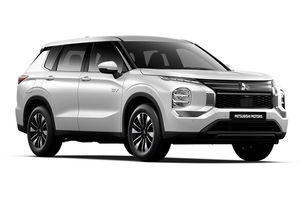 Back to basics: de Mitsubishi Outlander PHEV staat nu al voor minder dan 50 mille op je oprit, maar moet je dat willen? autoweek.nl/autonieuws/art…