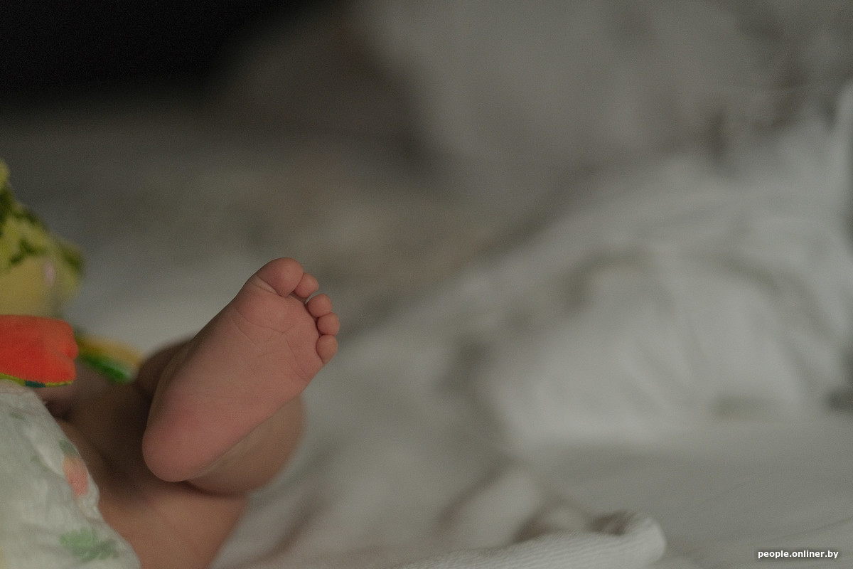 «Я случайно забеременела в 41 год»

В медицине есть такое понятие — «индекс Перля». Он показывает, столько женщин из ста забеременеют в течение года, используя тот или иной способ контрацепции.

Например, в случае с презервативом — это 2%, а для прерванного полового акта — уже