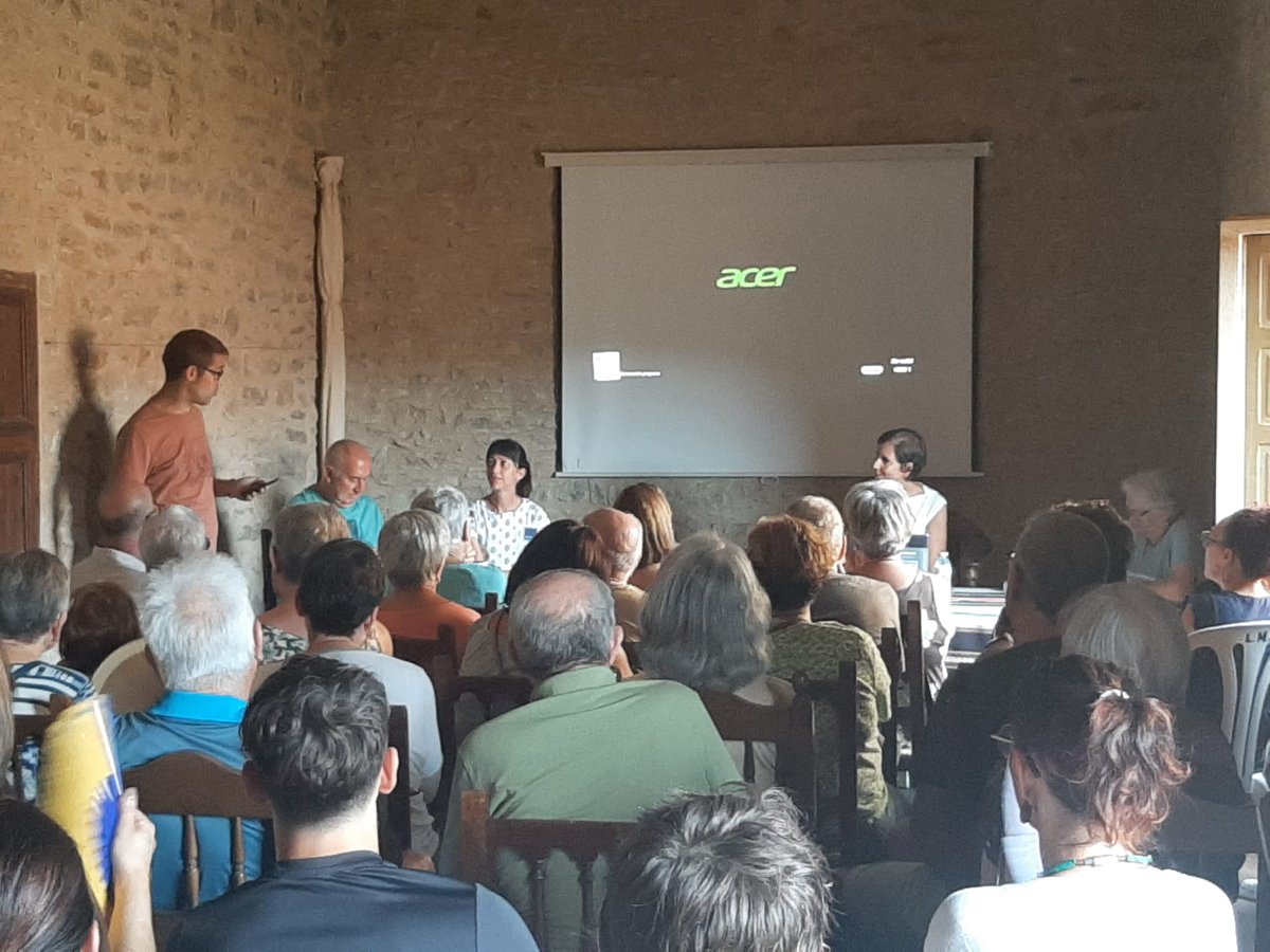 Èxit en la presentació a LA MATA del llibre LA COMARCA DELS PORTS i de la revista PAPERS DELS PORTS.