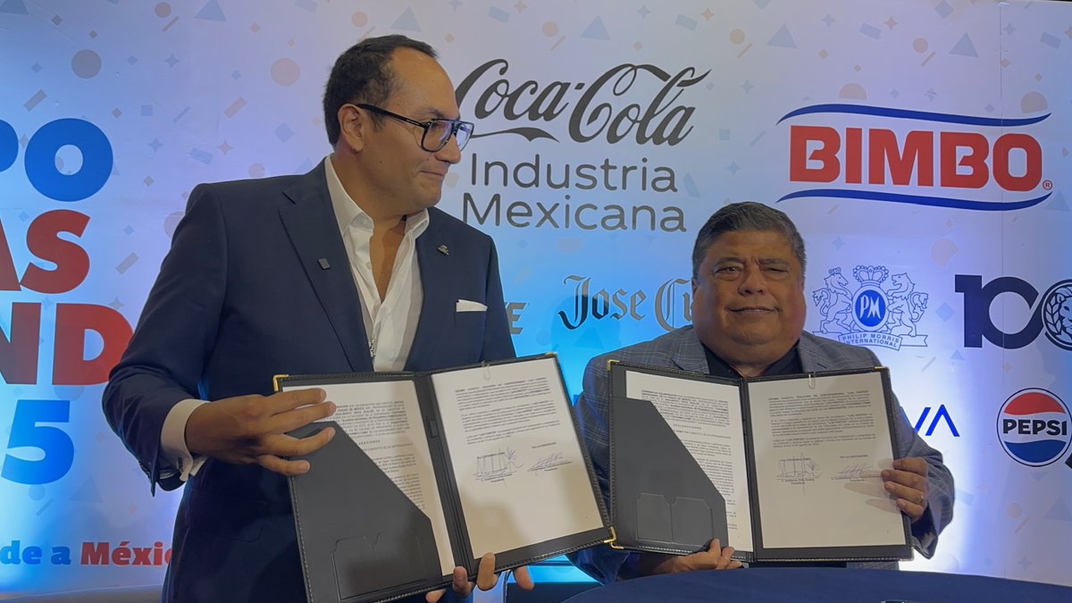 Coparmex Ciudad de México (@coparmex_cdmx) on Twitter photo 🤝 En #CoparmexCDMX firmamos un convenio en #ExpoTrastienda2025 para impulsar a las tienditas con capacitación, acceso a servicios y redes de negocio.
Agradecemos a la <a href="/SedecoCDMX/">Secretaría de Desarrollo Económico</a>, encabezada por <a href="/ManolaZabalza/">Manola Zabalza</a>, y a <a href="/ANPECmx/">ANPEC</a>, liderada por Cuauhtémoc Rivera por sumar esfuerzos. 🤝 En #CoparmexCDMX firmamos un convenio en #ExpoTrastienda2025 para impulsar a las tienditas con capacitación, acceso a servicios y redes de negocio.
Agradecemos a la <a href="/SedecoCDMX/">Secretaría de Desarrollo Económico</a>, encabezada por <a href="/ManolaZabalza/">Manola Zabalza</a>, y a <a href="/ANPECmx/">ANPEC</a>, liderada por Cuauhtémoc Rivera por sumar esfuerzos.