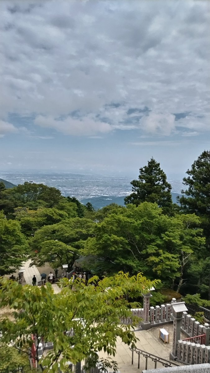 oliveseri's tweet photo. BD前にどうしても行きたかったので思い切って行ってきた。おみくじは大吉☺
遠くに地元の海が… https://t.co/ykgMQS47CM