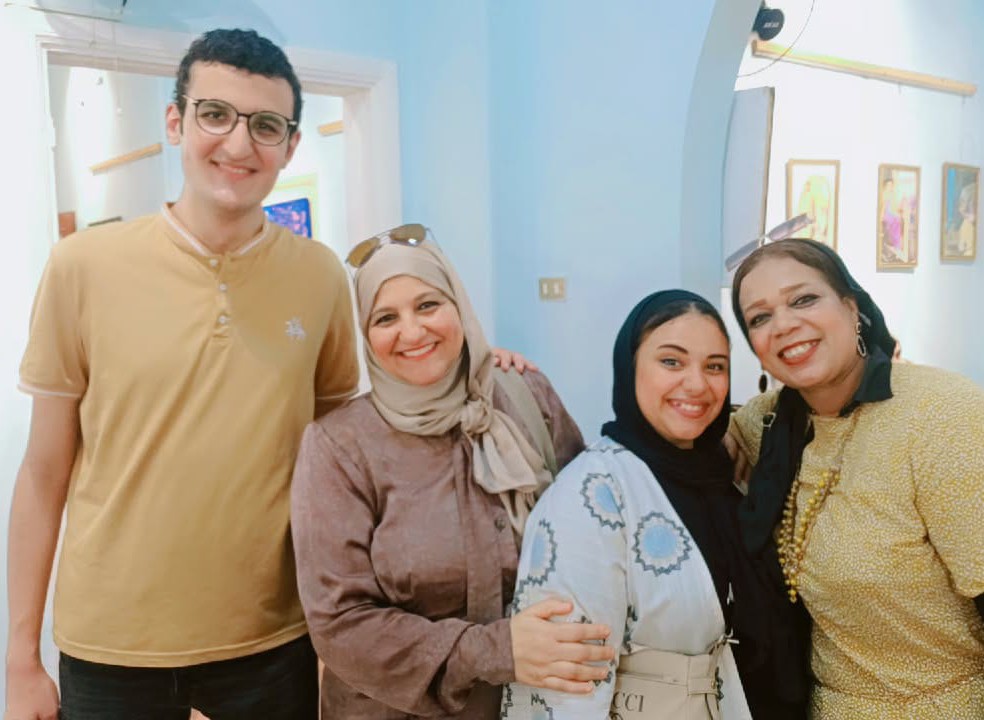 لقطات ومشاهد من معرض ملتقى صناع الإبداع في نسخته رقم 17 والمقام في قاعة أصداف للفنون والثقافة بمصر الجديدة.
المدير والمنسق العام: 
الدكتور محمود عزالدين المغازي