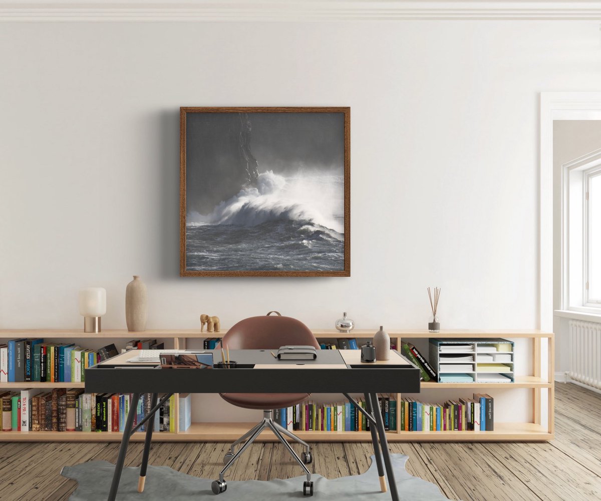 _EFarrellPhoto's tweet image. Waves crashing at the base of  Cliffs of Moher, the mammoth rock face towering above. A contender for my collection on display at Ireland’s premier art fair,  Art Source in the RDS Dublin, 14-16th November. Maybe see you there. 🙌🏻
#artsource2025 #cliffsofmoher #ireland