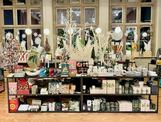 Confidential Guides (@cnfguides) on Twitter photo Looking for cool, individual or arty gifts? 🎁💝
Here are the best independent shops in Manchester for unique and thoughtful presents. 
confidentialguides.com/guide/best-ind… Looking for cool, individual or arty gifts? 🎁💝
Here are the best independent shops in Manchester for unique and thoughtful presents. 
confidentialguides.com/guide/best-ind…