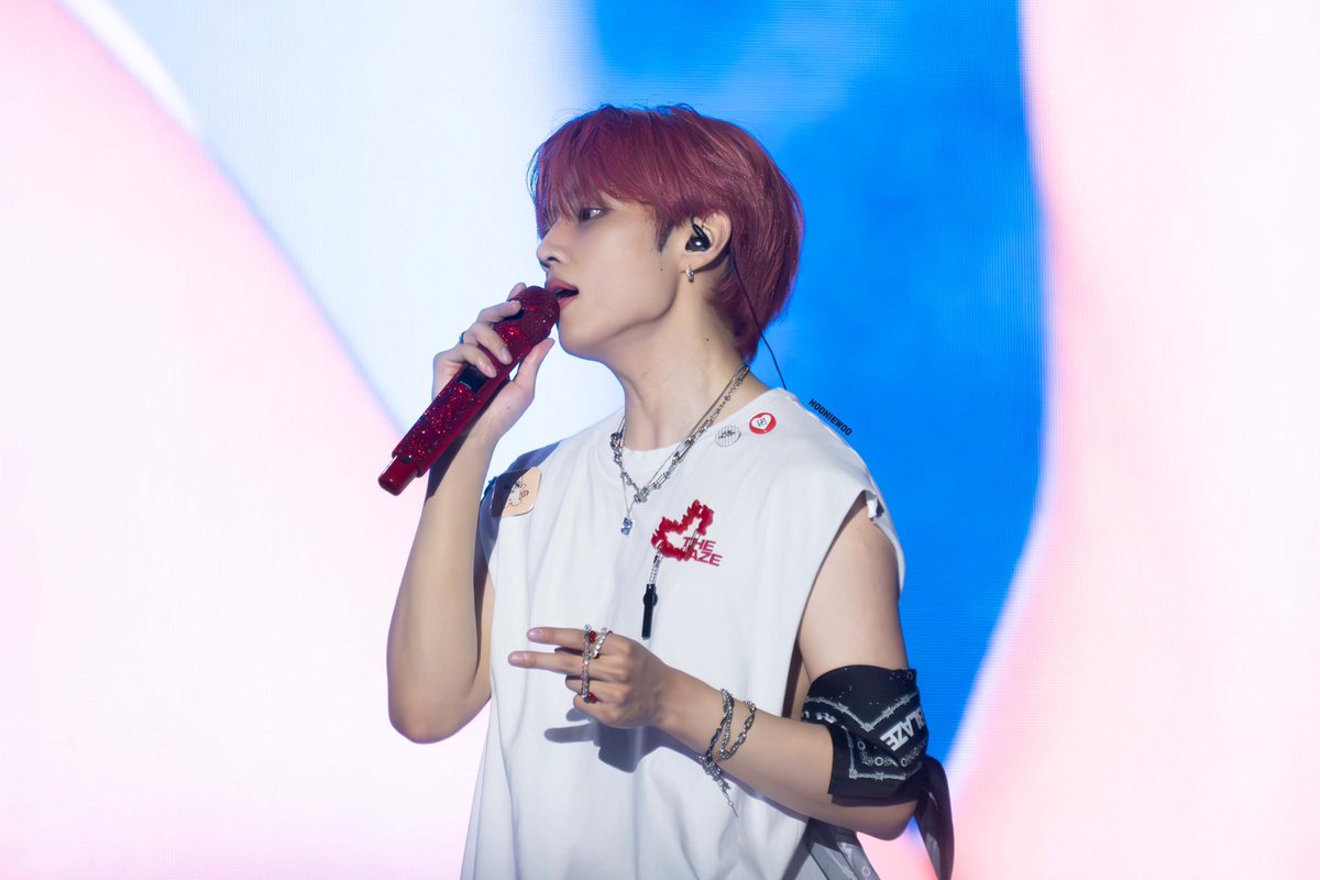 _hooniewoo's tweet photo. 250810 THE BLAZE
#선우 #더보이즈 #SUNWOO #THEBOYZ https://t.co/EA9KdRQ4lK