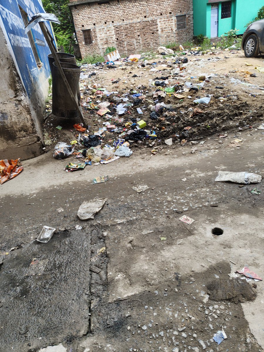 Dharmendra47384's tweet photo. #swachh bharat mission, very well implemented #nawada #bihar https://t.co/TbO6FypHZz