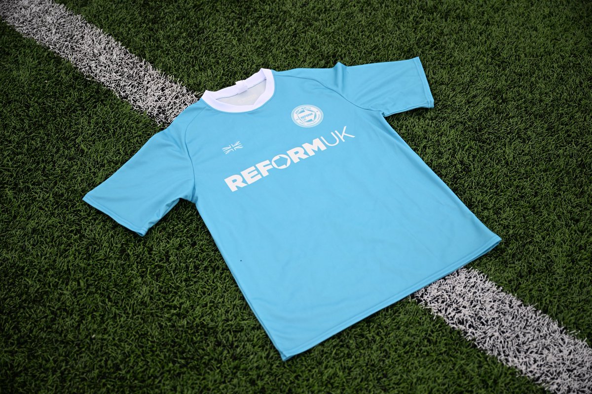 Nigel Farage MP tweet media