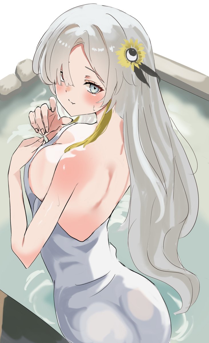 間違えて女湯に入ったら
ヌヌさんがいた