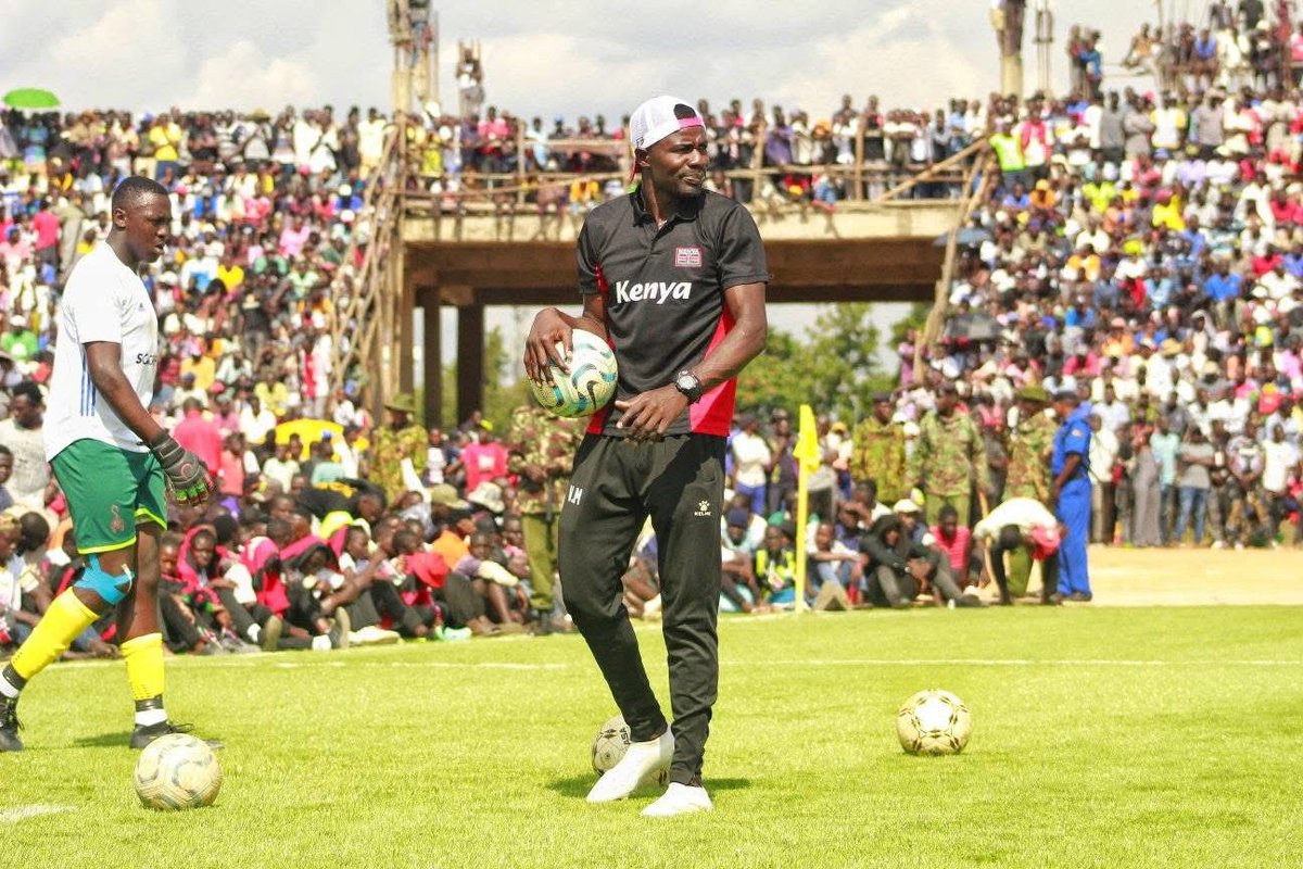 EdwinNgany's tweet photo. Western people really love football gover ikiwaundia Bukhungu stadium itakuwa fiti sana.Hii game ilikuwa jana ya Musingu https://t.co/PCEwMyrdKY