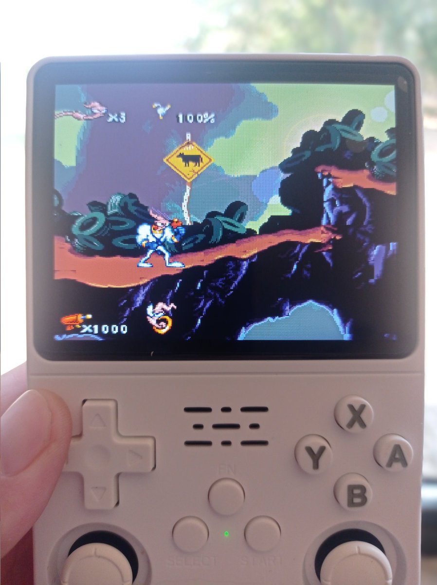 exvotograh's tweet image. C&apos;était mon coup de coeur étant minot, &quot;EarthWorm Jim&quot; on incarne un verre de terre en combinaison spatiale, dans un univers complètement délire et coloré ! 

#Retroblog #Retro #RETROGAMING #RetroComputing #Oldies #Vintage #Jeuxvideo #Oric #videogames 
 #RetroGame #summergames