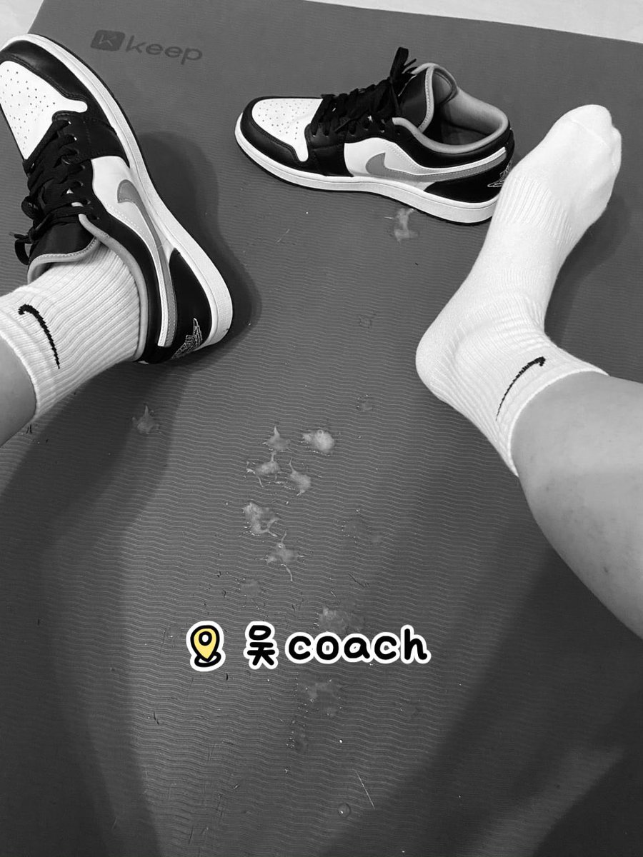 健身行业混不下去了，改行做瑟瑟直播算了，或有有人收留我也可以😂，我什么都会做哟！😍😍😍