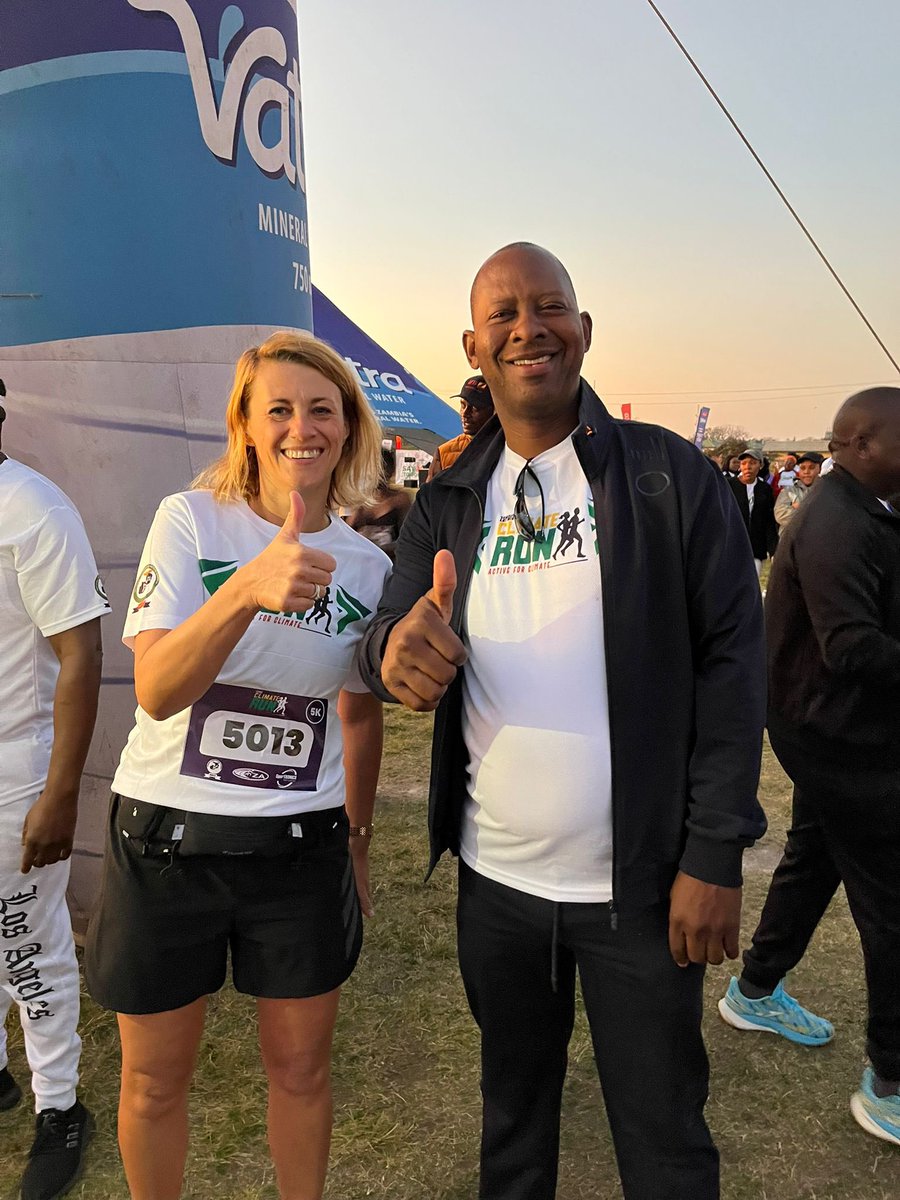 EUAmbZambia's tweet image. What better way to start the day with a 🏃‍♀️ run for a good cause! 

🌱🌍 the Zambia Climate Run 2025! 

Every step counts towards a more sustainable planet 💚

#ClimateRun2025 #WorldEnvironmentDay
#EUinZambia