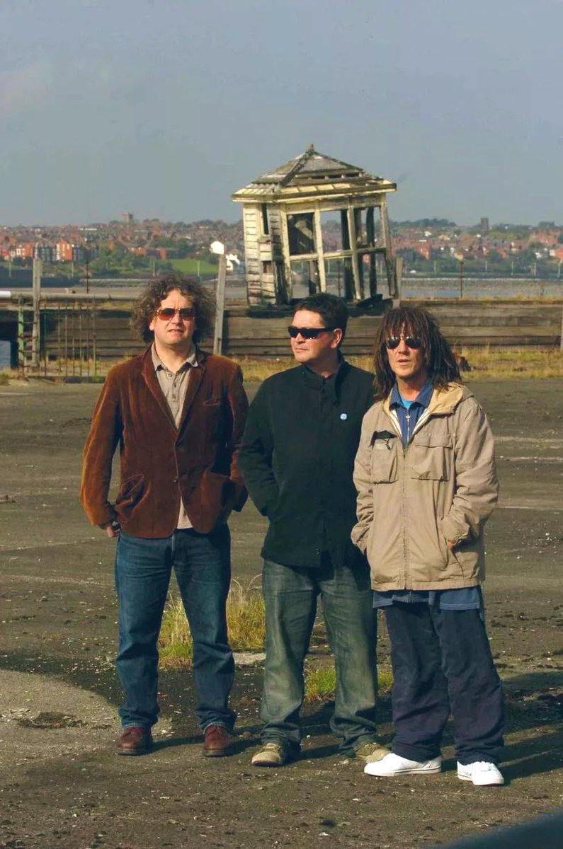 SHACK Liverpool waterfront 2006 <a href="/michaelheadtreb/">Michael Head Official</a>